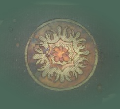 Envers d'une marqueterie XIXème dite "Boulle", en écaille et laiton.