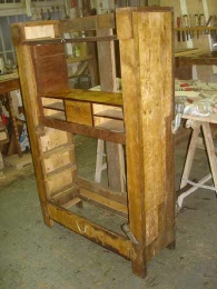 Le secrétaire en cours de travaux.